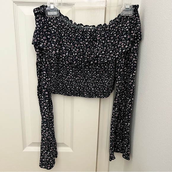NEW Pacsun Dark Blue Floral Off the Shoulder Long Sleeve Crop Top (XS/S) - Picture 1 of 3